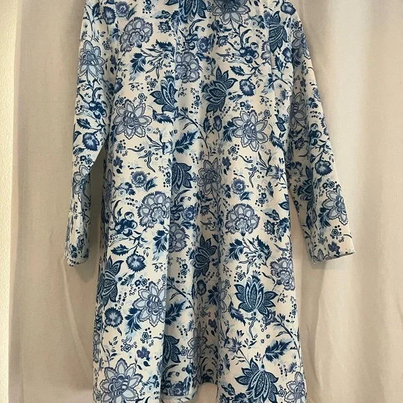 Tuckernuck Daphne Blue & Cream Floral Dress - Picture 5 of 6